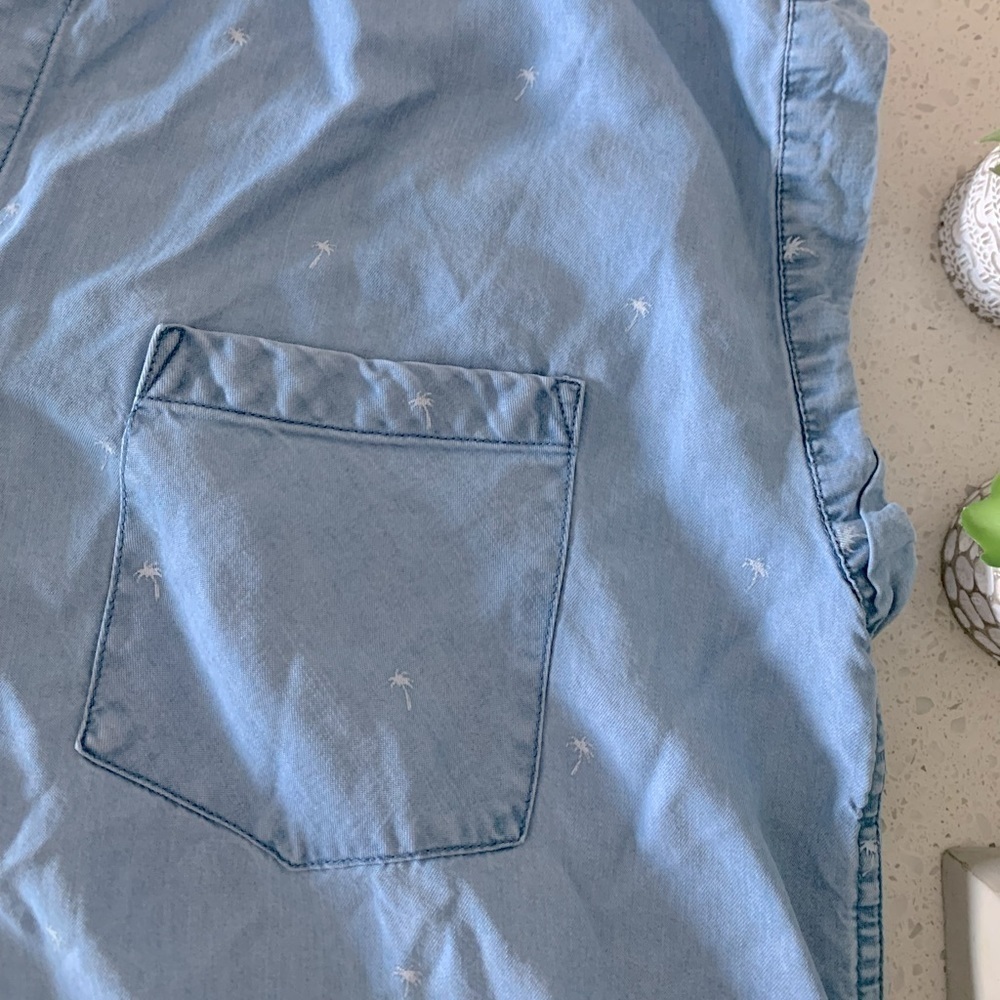 Jachs Girlfriend Chambray Palm Tree Button Down T… - image 5